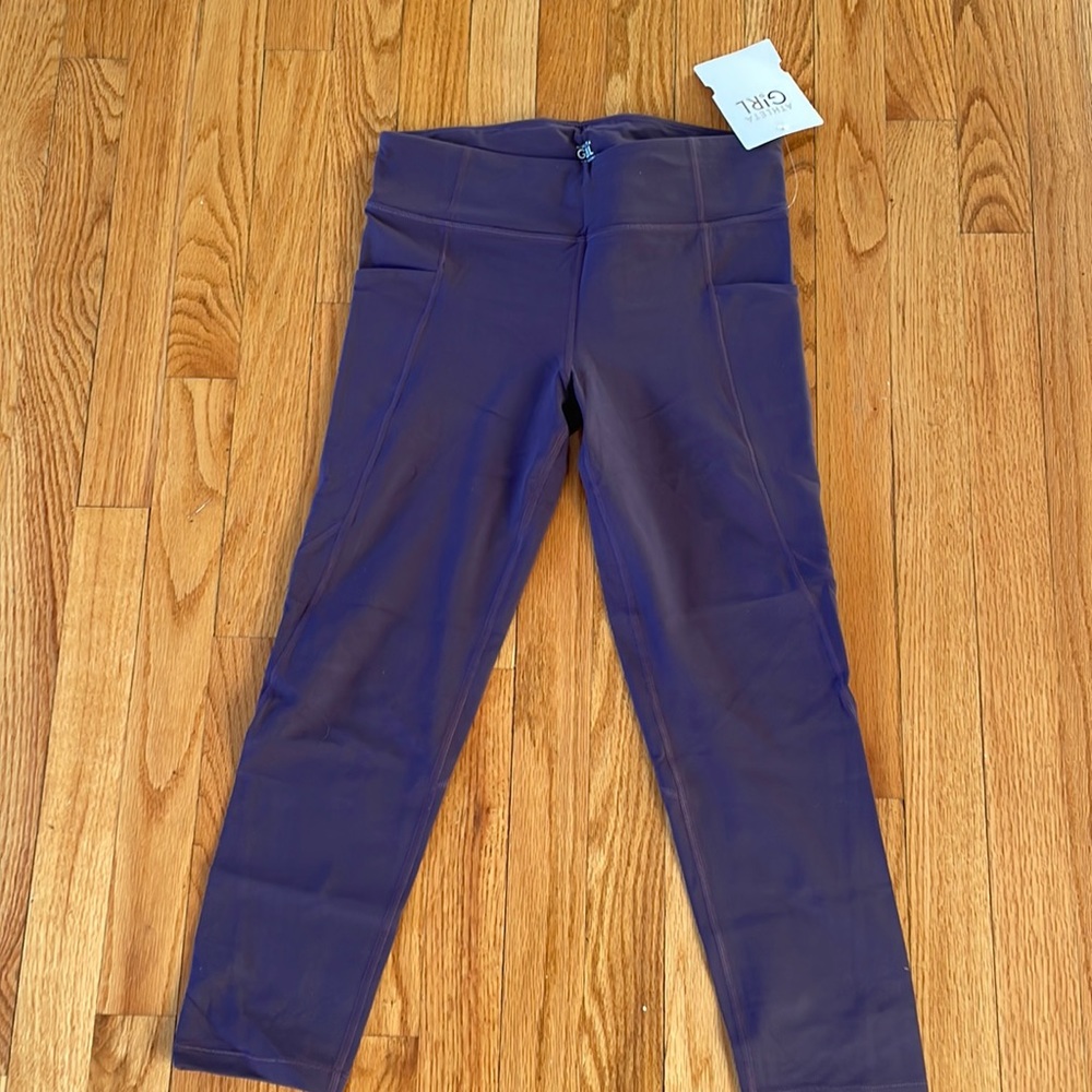 Athleta Girl NWT Stash Your Treasures Capri